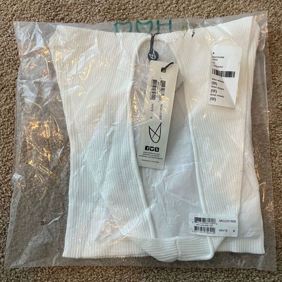 NWT MINKPINK Maitland Knit White Top M - Picture 4 of 6